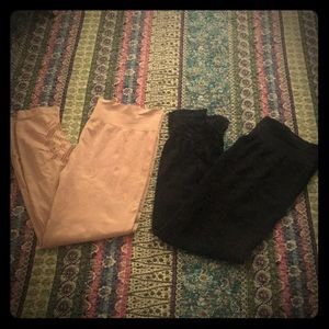 Maternity pink and black leggings 2/15 or 1/18! 🌻